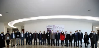 Tokat'ta 'TBMM'nin açılışının 101. yılında Türklerin demokrasi geleneği' sempozyumu yapıldı