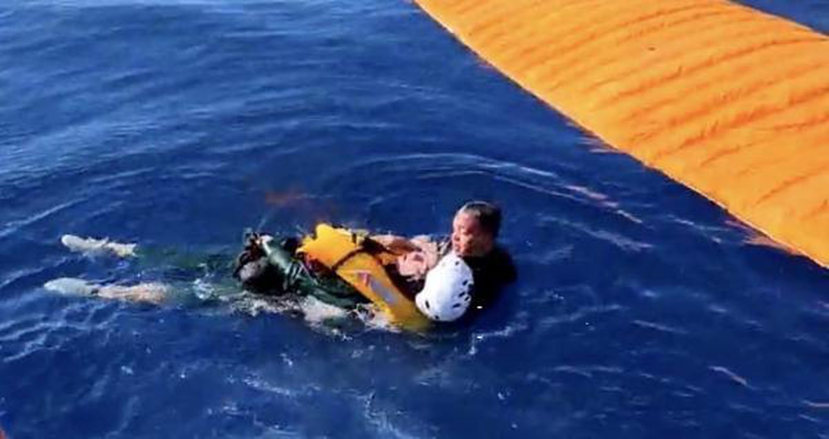 Ukrainian parachuter thanked Coast Guard teams who saved her life