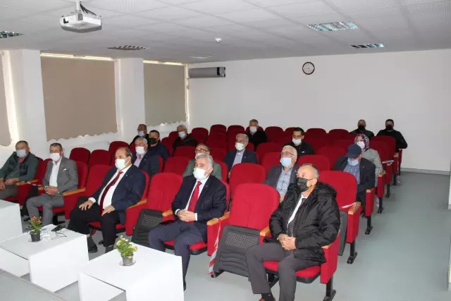 Bilecik'te İl Göç İdaresi muhtarlarla istişare toplantısı düzenledi