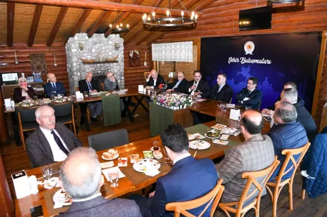 Demir: Samsun'u daha iyi yerlere nasıl taşırız gayreti içindeyiz