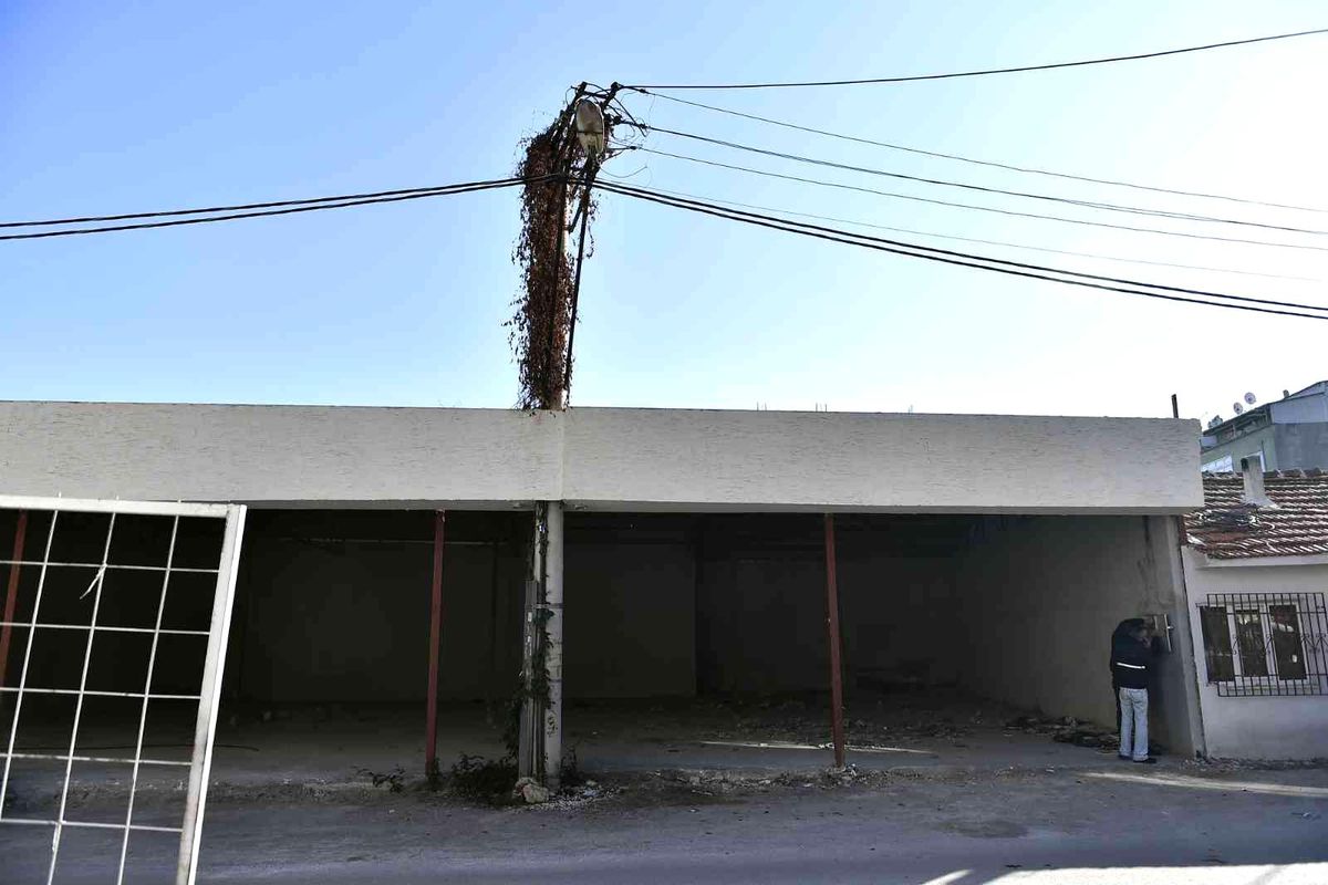 Elektrik direkli kaçak işyeri herkesi şaşırttı