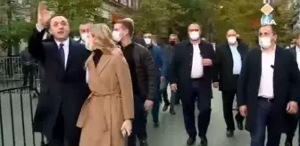 Adalet: Gürcistan'da iktidar partisi yerel seçimlerin ikinci turu öncesi son kez meydanlara indi Adalet: Gürcistan'da iktidar partisi yerel seçimlerin ikinci turu öncesi son kez meydanlara indi