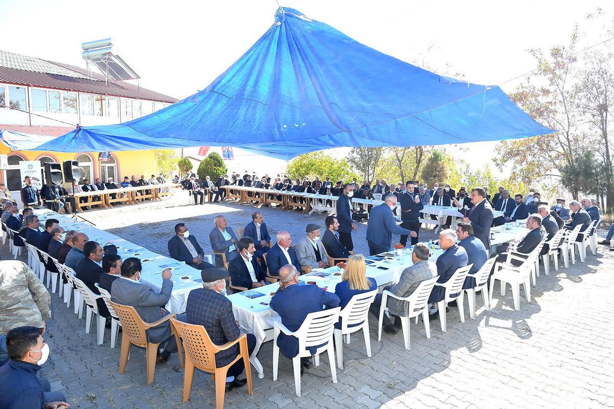 Başkan Gürkan Pütürge Gündeğer Mahallesini ziyaret etti