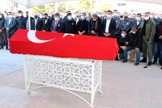 Ankara'da kazada yaşamını yitiren polis memuru toprağa verildi