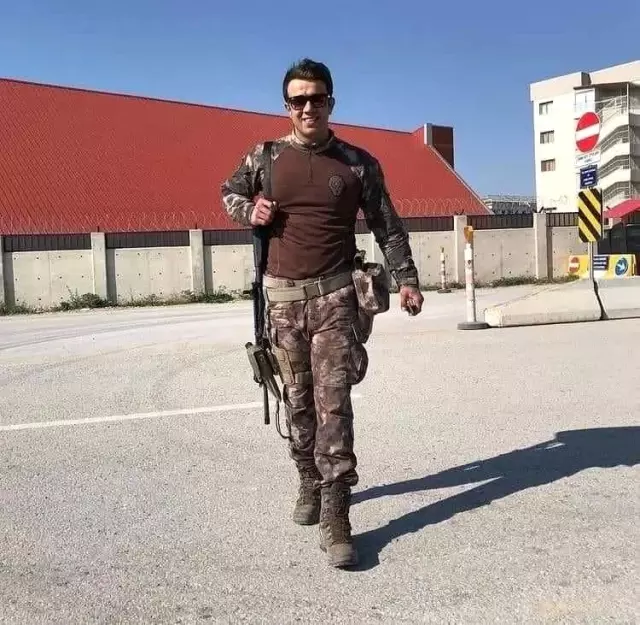 Ankara'da kazada yaşamını yitiren polis memuru toprağa verildi