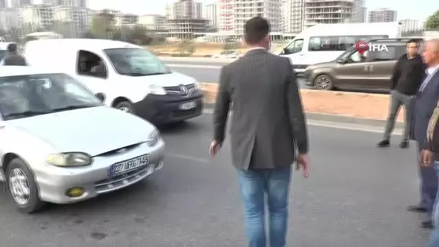 Son dakika... Kazalara tepki gösteren vatandaşlar otoyolu trafiğe kapattı
