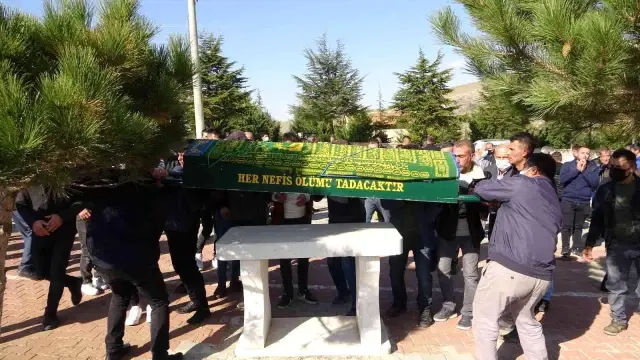 Son dakika haberi! Öldürülen apartman görevlisi son yolculuğuna uğurlandı