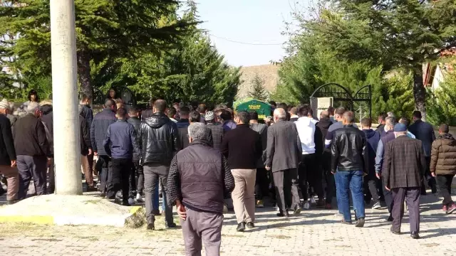 Son dakika haberi! Öldürülen apartman görevlisi son yolculuğuna uğurlandı
