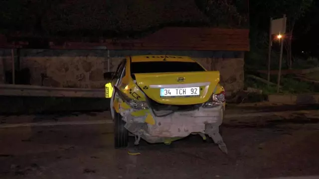 Maltepe'de makas atarak ilerleyen otomobil zincirleme kazaya neden oldu: 3 yaralı