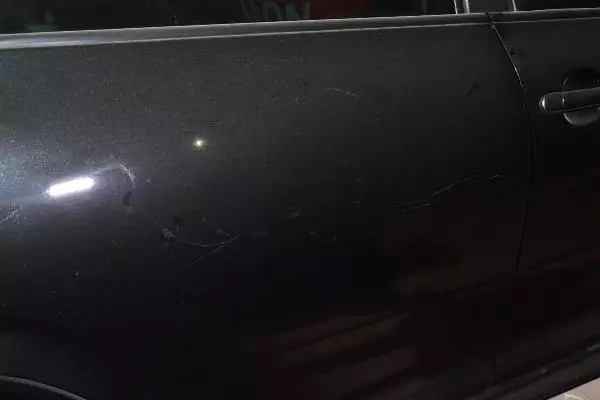 Otomobili çizildiği için tartıştığı site görevlisini öldürdü