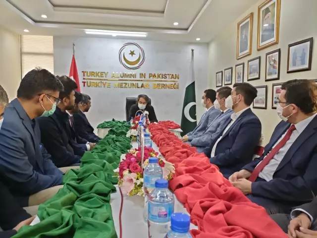 İSLAMABAD - Pakistan'da Türkiye Mezunlar Derneği kuruldu