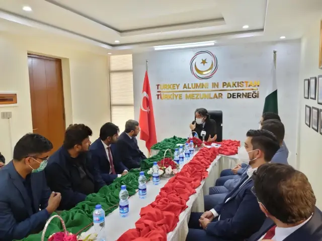 İSLAMABAD - Pakistan'da Türkiye Mezunlar Derneği kuruldu