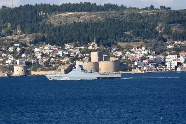 Son dakika gündem: RUS SAVAŞ GEMİSİ, ÇANAKKALE BOĞAZI'NDAN GEÇTİ