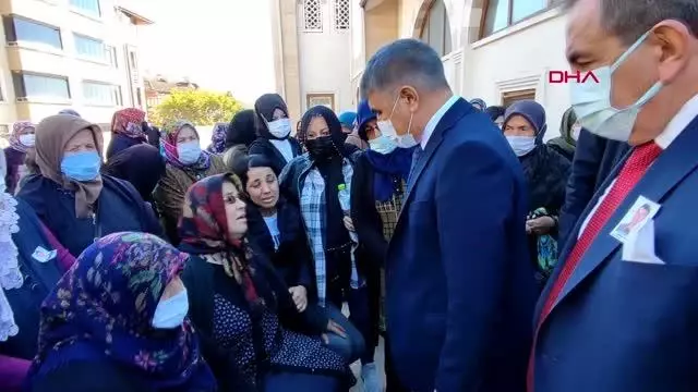 TRAFİK KAZASINDA YAŞAMINI YİTİREN POLİS MEMURU TOPRAĞA VERİLDİ