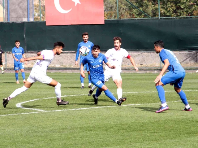 Ziraat Türkiye Kupası: Ankara Demirspor: 2 Yomraspor: 1