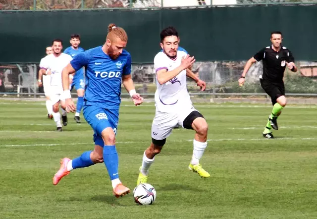 Ziraat Türkiye Kupası: Ankara Demirspor: 2 Yomraspor: 1