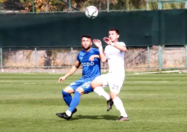 Ziraat Türkiye Kupası: Ankara Demirspor: 2 Yomraspor: 1