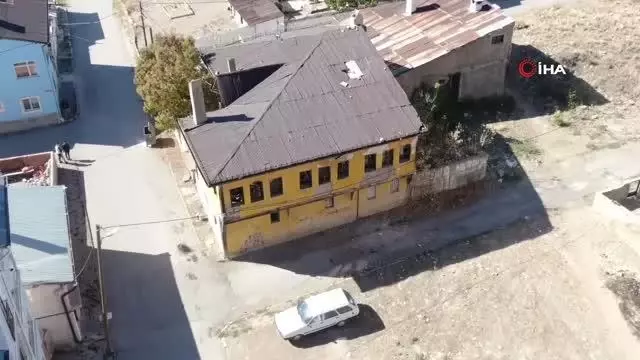 150 yıllık tarihi konak tehlike saçıyor