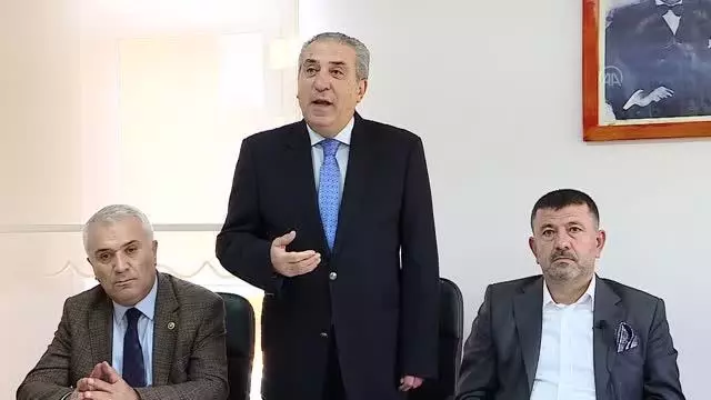 CHP Genel Lider Yardımcısı Ağbaba, Toplumsal Demokrasi Derneği'ni ziyaret etti