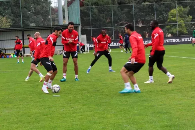 Erol Bulut: Deplasmandaki talihsizliğimizi Galatasaray maçı ile değiştirmek istiyoruz