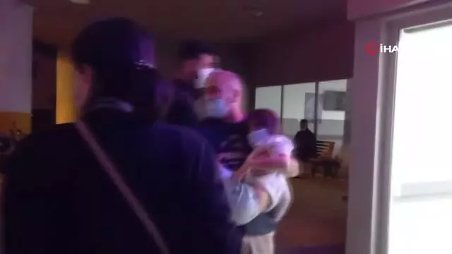 Erzincan'da küçük kızı akrep soktu