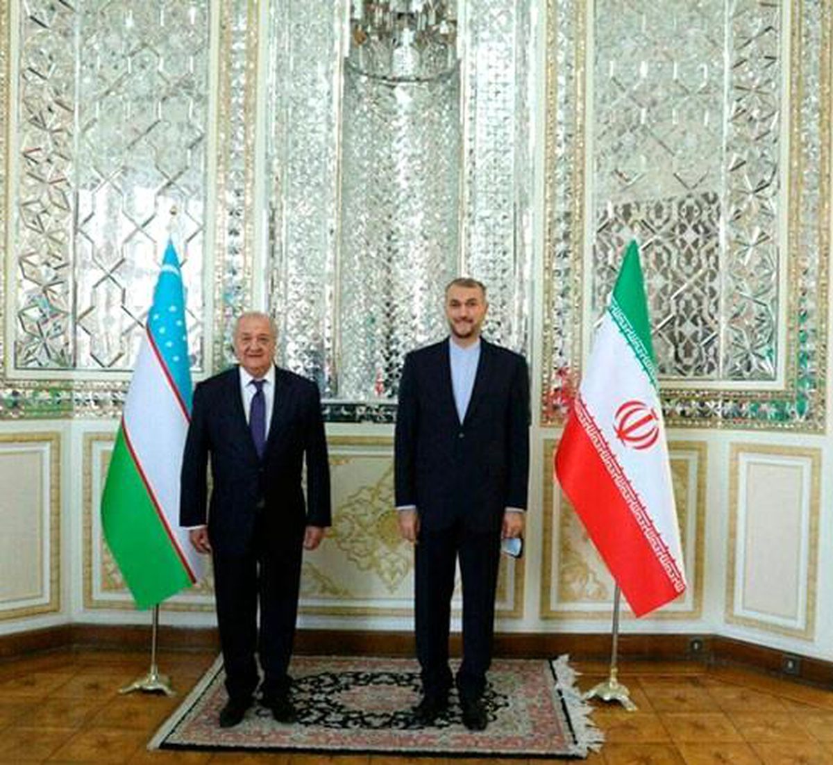 Özbekistan ve İran, Afganistan'daki altyapı projelerini ortak hayata geçirmeyi görüştü