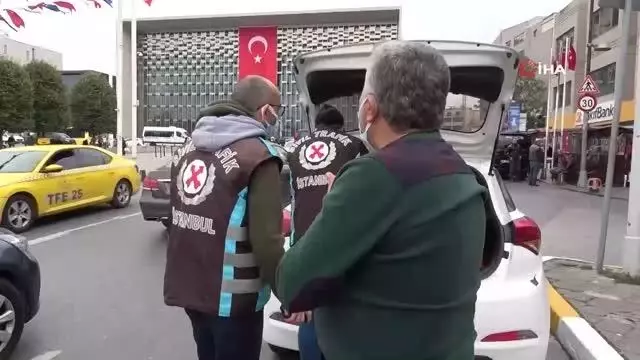 Taksim'den Fatih'e gitmek için 170 TL isteyen taksicinin aracı trafikten men edildi