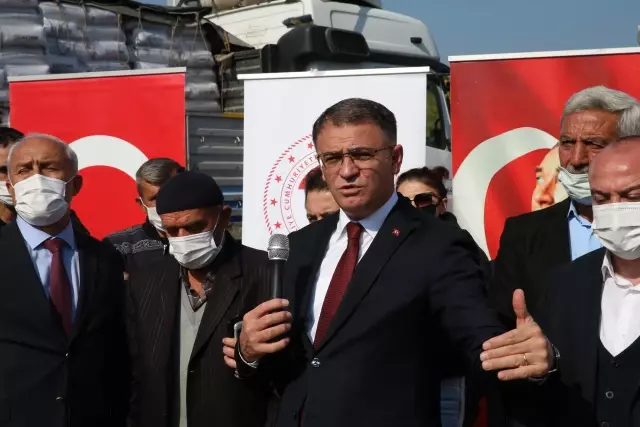 Çiftçilere Buğday Tohumu ve Gübre Dağıtıldı