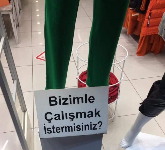 İstanbul'un işlek caddesinde esnaf aynı dertten mustarip! Hepsi çalıştıracak eleman arıyor