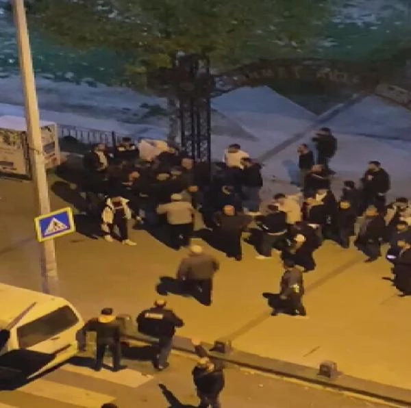 Gaziosmanpaşa&#39;daki parkta iki aile arasında silahlı kavga: 4 yaralı -  Haberler