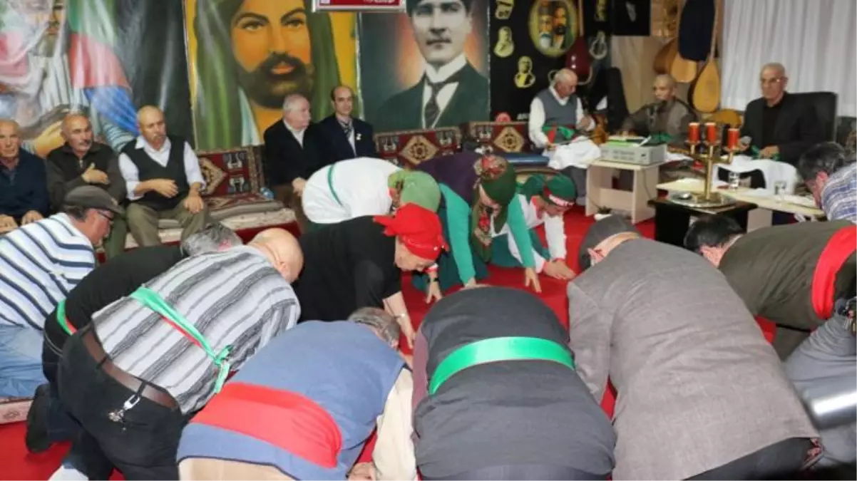 AK Parti cemevleriyle ilgili düzenlemeye gidiyor! Dedelere maaş dahil masada 3 öneri var