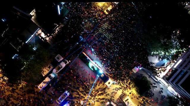 Bağdat Caddesi'nde Cumhuriyet Bayramı coşkusu! Binlerce kişiyle fener alayı düzenlendi Bağdat Caddesi'nde Cumhuriyet Bayramı coşkusu! Binlerce kişiyle fener alayı düzenlendi