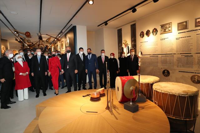 Kültür ve sanatın kalbinin atacağı Atatürk Kültür Merkezi açıldı