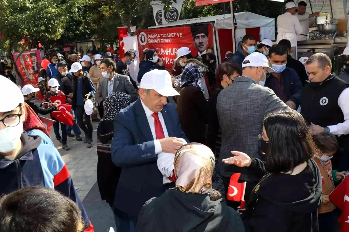 Manisa TSO'dan Cumhuriyet Bayramı kutlaması