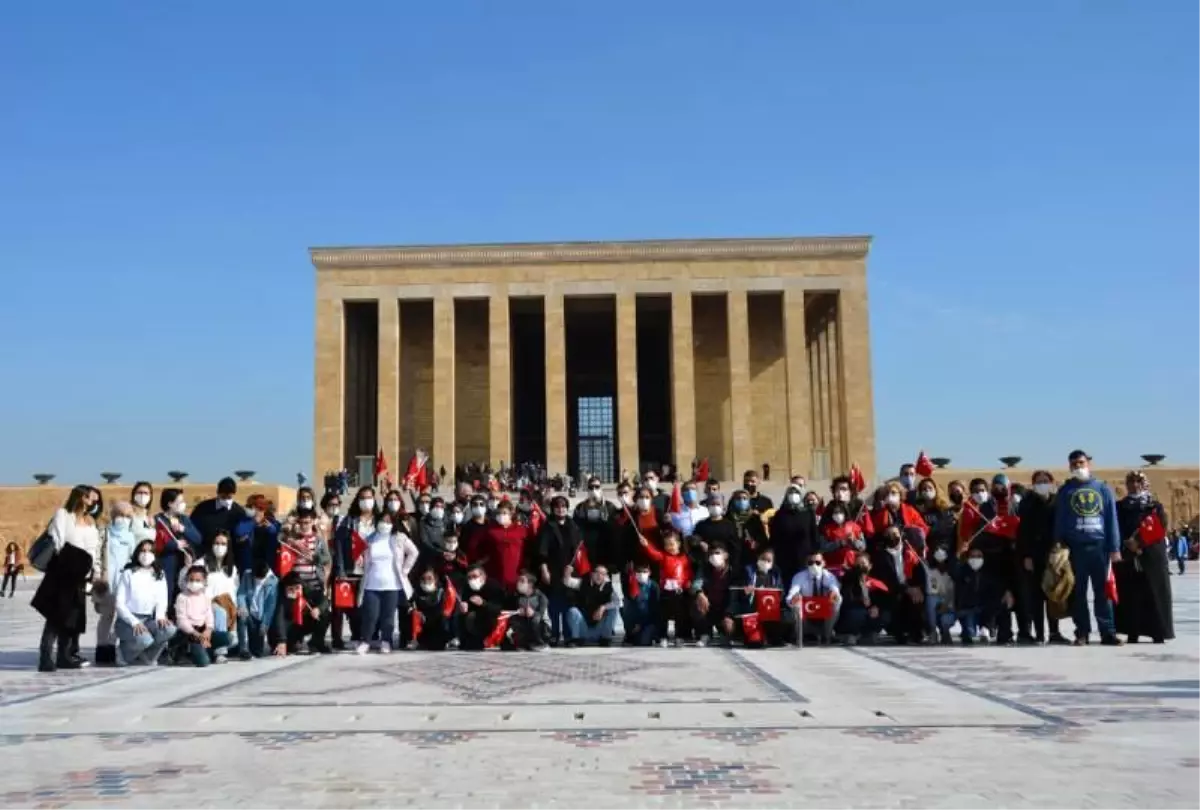 Özel Gereksinimli Bireylerden 29 Ekim İçin Anıtkabir Ziyareti