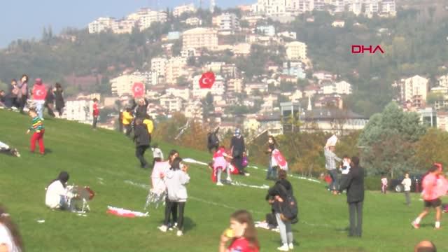 60 metrekarelik dev ucurtma ile turk bayragi 3 14496648 o