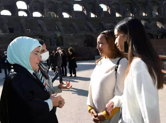 Emine Erdoğan, Roma'da önder eşleriyle tarihi Kolezyum ve Giardino all'İtaliana'yı gezdi