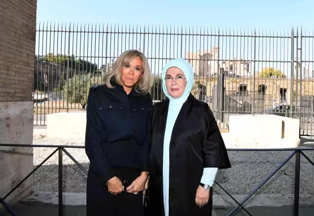 Emine Erdoğan, Roma'da önder eşleriyle tarihi Kolezyum ve Giardino all'İtaliana'yı gezdi