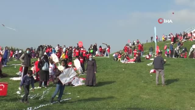 goklerdeki binlerce turk bayragi gorenleri sa 3 14497004 o