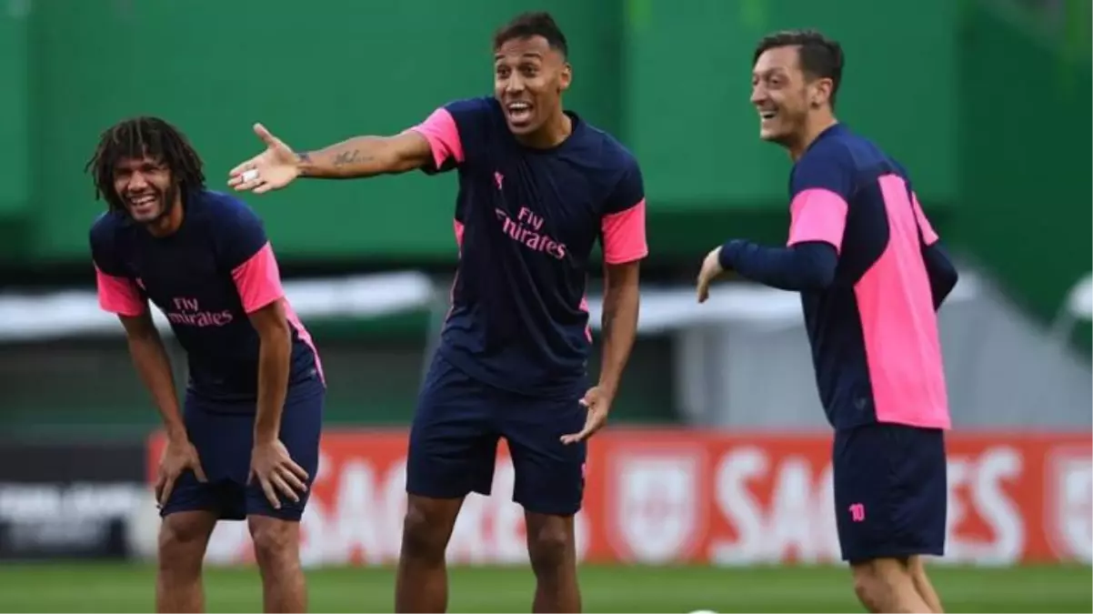 Galatasaray'ın devre arasındaki ilk transferi Arsenal'dan