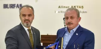 Bursa Büyükşehir Belediyesi: TBMM Başkanı Şentop, Bursa'daki misafir öğrencilerle buluştu Bursa Büyükşehir Belediyesi: TBMM Başkanı Şentop, Bursa'daki misafir öğrencilerle buluştu