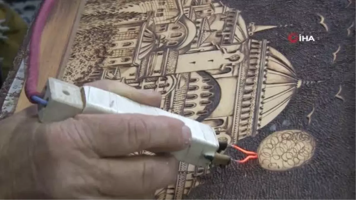 Ayasofya'yı sanata dönüştürdü
