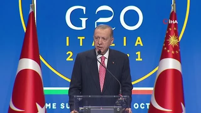 Cumhurbaşkanı Recep Tayyip Erdoğan, Afganistan'dan gelebilecek göç dalgası hakkındaki soruya, "Afganistan'dan yeni bir göç dalgasına kapılarımızı...