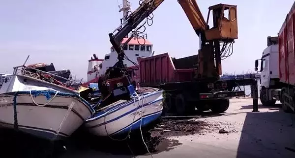 Έτσι καταστράφηκαν τα σκάφη που κατασχέθηκαν από λαθροθηρία