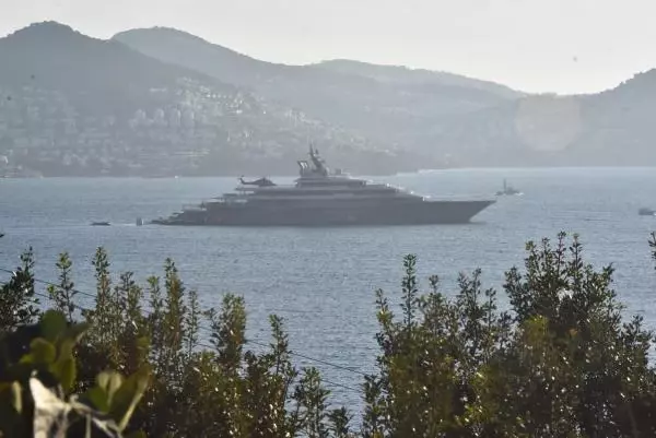 After Bill Gates, Jeff Bezos' luxury yacht is in Bodrum