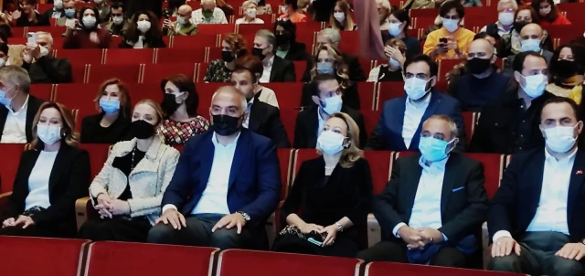Kültür ve Turizm Bakanı Mehmet Nuri Ersoy: "Pandeminin tesiri geçtikten sonra bu tertiplere devam edeceğiz"