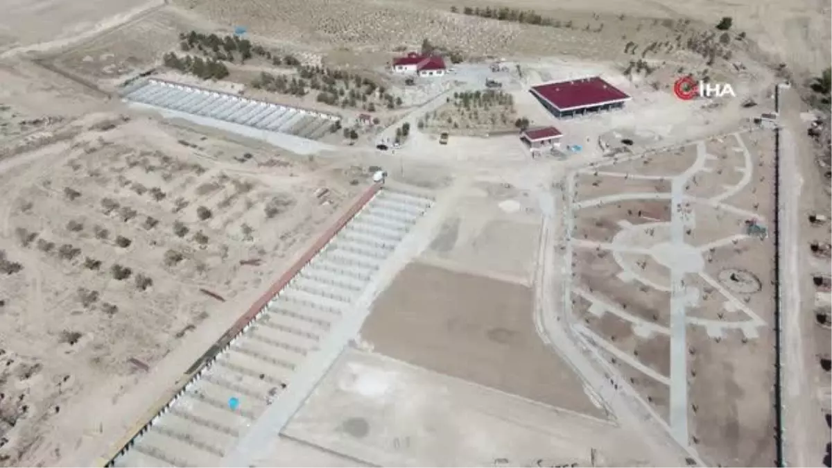 Eşi benzeri yok, köpeklerin 8 metre karelik kulübesi var