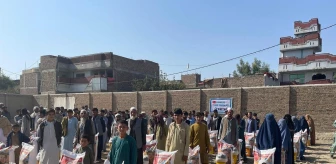Fetih İnsani Yardım Vakfından Afganistan'da yoksul ailelere gıda yardımı