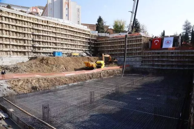 Kağıthane'de Gültepe-Telsizler Otopark ve Kapalı Pazaryeri projesinin temeli atıldı