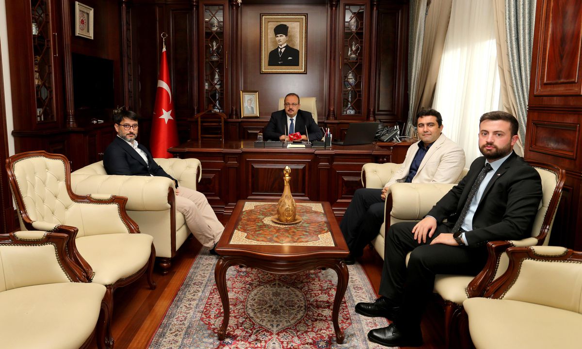 Kızılay Bursa Şube Başkanı Tutanç'tan Vali Canbolat'a Ziyaret